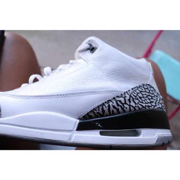 Air Jordan 3 main image 6